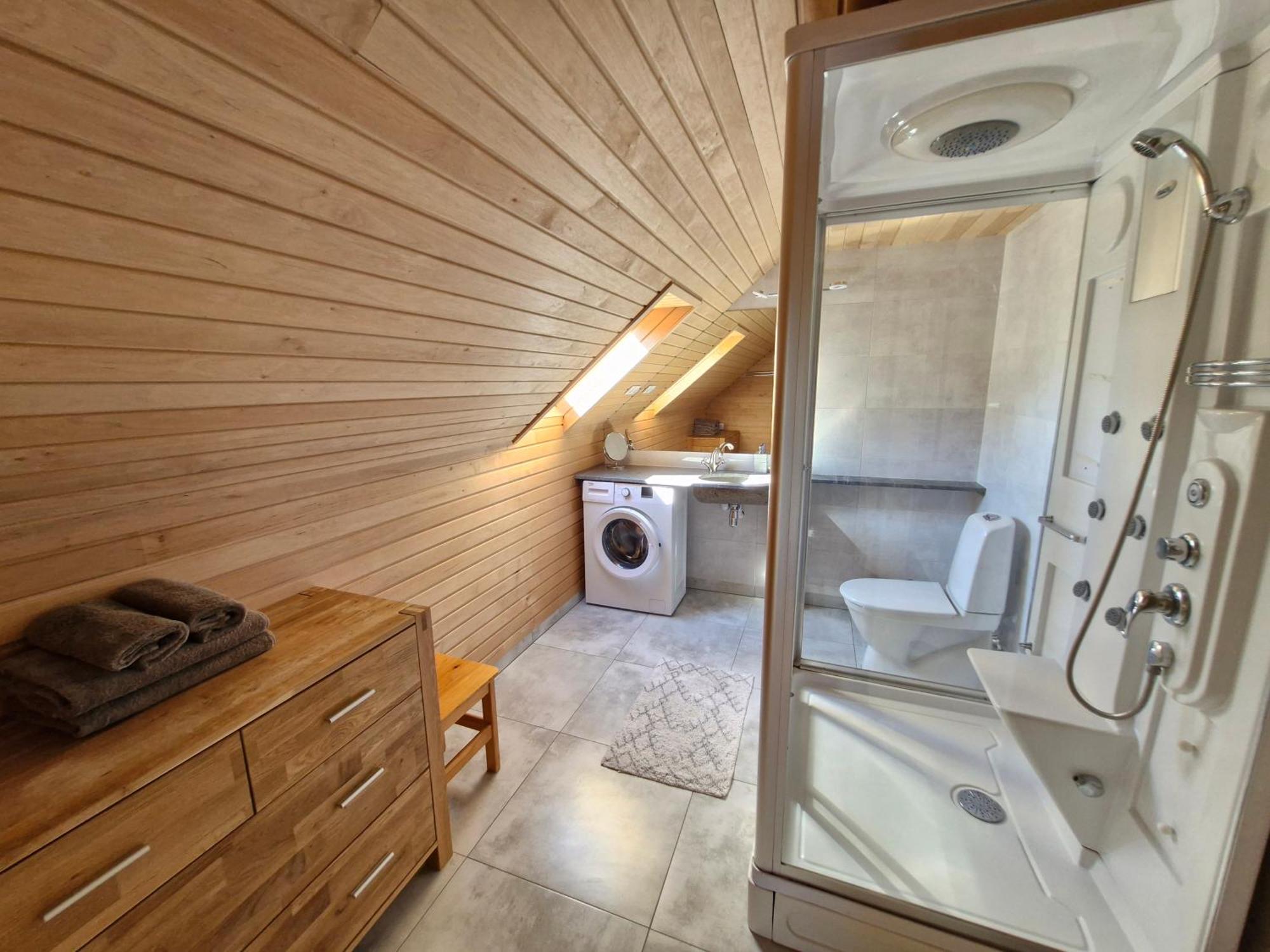 Piibelehe Guest Accommodation Kuressaare Ngoại thất bức ảnh