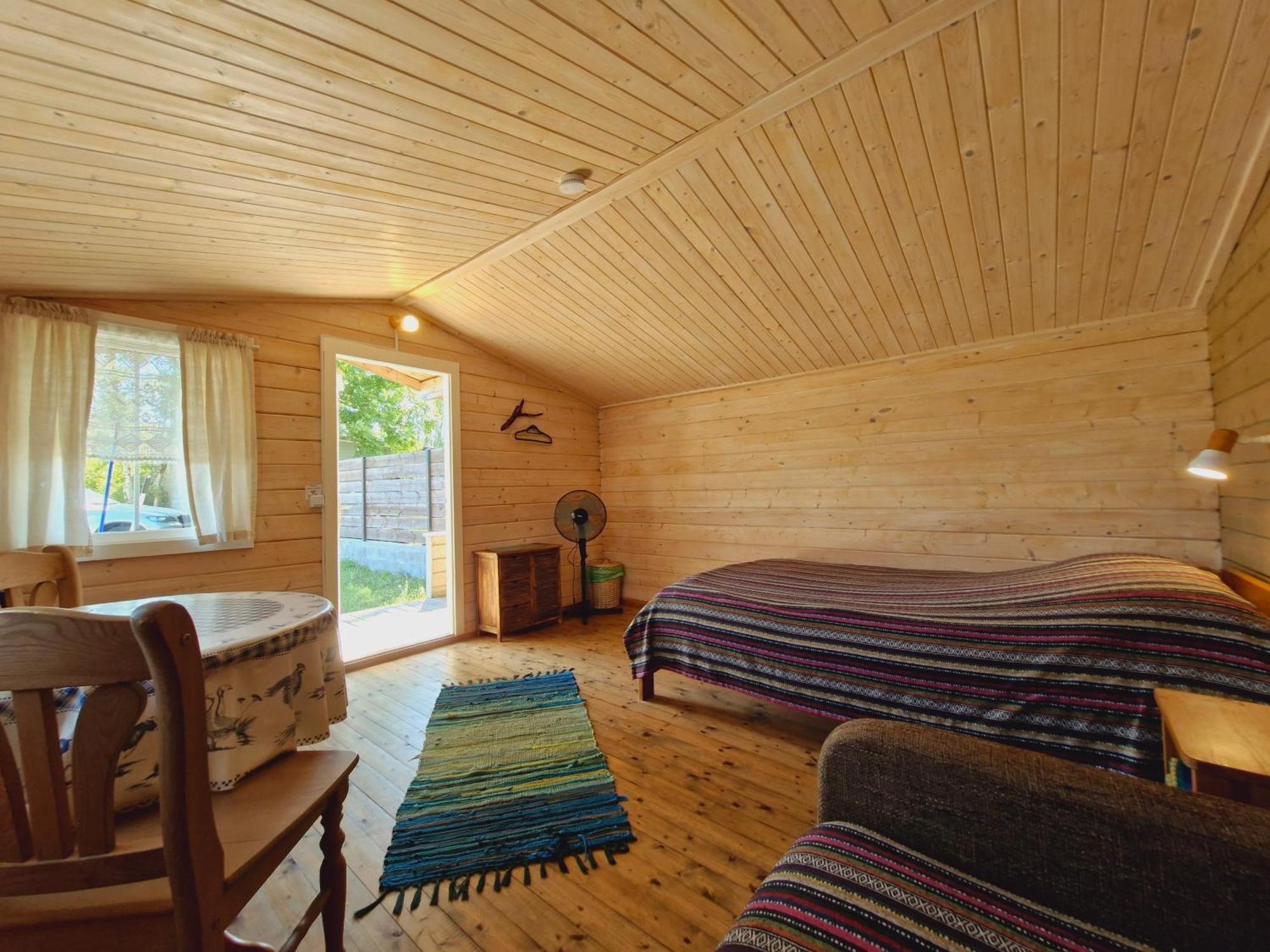 Piibelehe Guest Accommodation Kuressaare Ngoại thất bức ảnh
