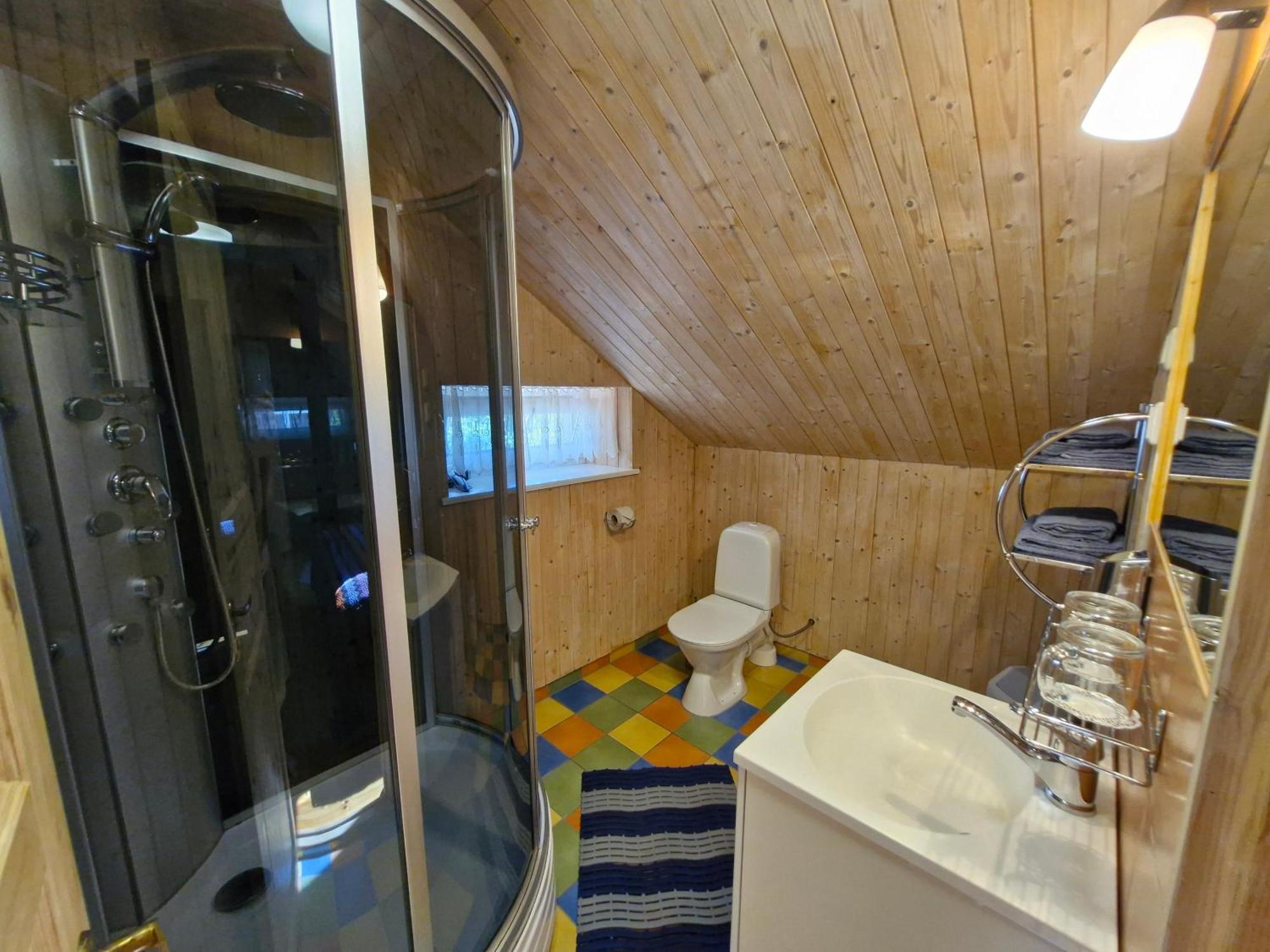 Piibelehe Guest Accommodation Kuressaare Ngoại thất bức ảnh